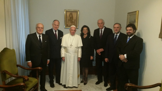 Francisco con sus amigos. De primero, de izquierda a derecha David de Rothschild, actual jerarca de la famosa familia, presidente del World Jewish Council